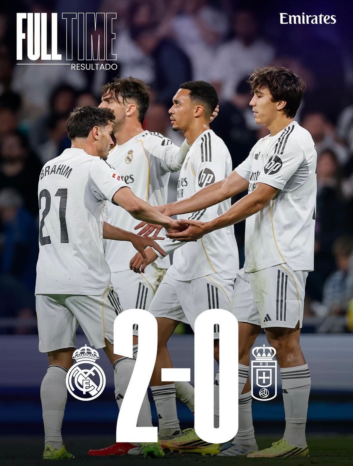 Jugadores del Real Madrid celebrando con el resultado 2-0 contra el Real Oviedo